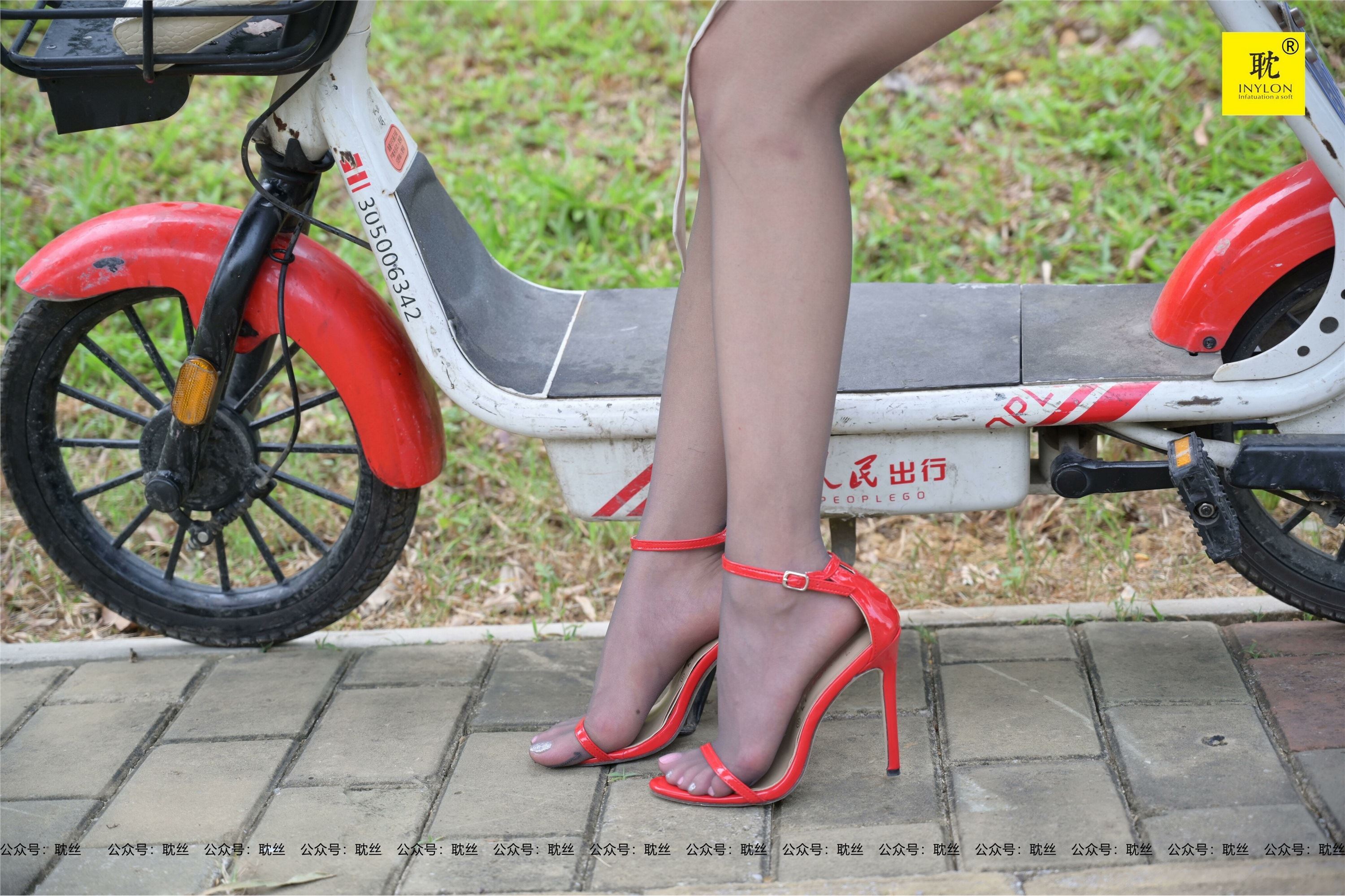 IESS异思趣向  第N种幻想之《一个人下班》⑦ 丘主管